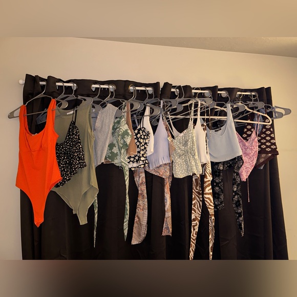 Grey Bandit crop tank tops!